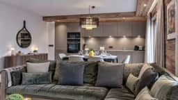 Stylish Six Guest Apartment Near Slopes - Image 5