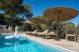 Spacious Villa Near Santa Eularia Coast - Image 5
