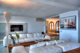 Private Villa With Dalt Vila Views - Image 5