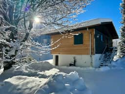 Charming Alpine Chalet in Rougemont - Image 4