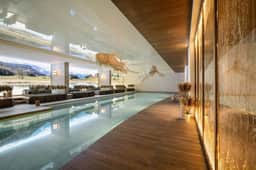 Elegant Mountain Retreat in Courchevel Alps - Image 4