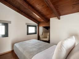 Stylish Villa With Sea View Balcony - Image 2