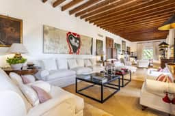Stunning Castle Retreat With Private Pool - Image 2