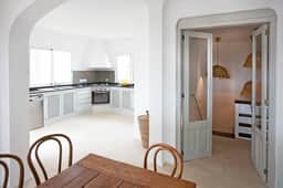 Scenic Sea Views Rooftop Terrace Escape - Image 3