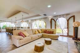 Elegant Mallorcan Escape With Private Jacuzzi - Image 5