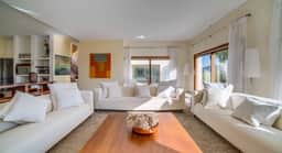 Countryside Retreat With Infinity Saltwater Pool - Image 5