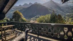 Mountain Retreat in Sunny Les Pècles - Image 4