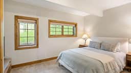 Four Bedroom Home With Spacious Decks - Image 3