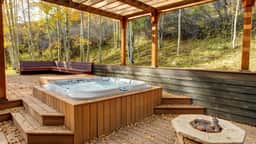 Aspen Mountain Views and Private Deck - Image 4