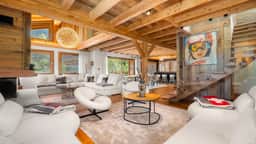 Elegant Alpine Chalet With Mountain Views - Image 5