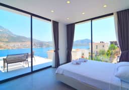Luxury Coastal Villa With Private Pool - Image 3