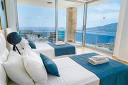Spacious Five Bedroom Retreat in Kalkan - Image 3
