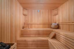 Elegant Sea View Villa With Sauna - Image 4