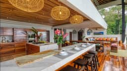 Seven Bedroom Retreat With Infinity Pool - Image 5