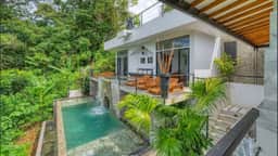 Spacious Villa With Eight Beautiful Bedrooms - Image 4