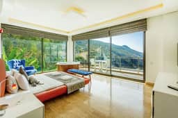 Secluded Vineyard Villa With Heated Pool - Image 3