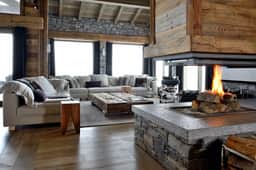 Luxury Group Retreat With Mountain Views - Image 2