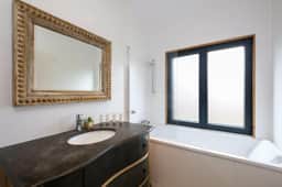 Alpine Family Chalet Near Ski Lifts - Image 3