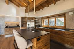 Alpine Chalet With Hot Tub And Terrace - Image 5