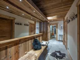 Mountain View Chalet With Indoor Jacuzzi - Image 5
