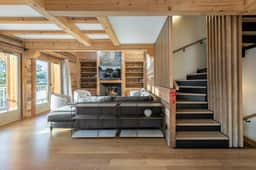 Warm Mountain Escape With Valley Views - Image 5