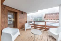 Spacious Apartment Near Ski Slopes - Image 3