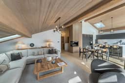 Megève Penthouse With Pool and Sauna - Image 2