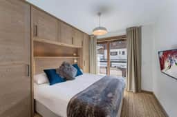 Megève Penthouse With Pool and Sauna - Image 3
