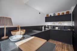 Family Mountain Apartment With a Fireplace - Image 4