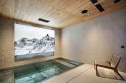 Spacious Six Bedroom Chalet in Méribel - Image 4