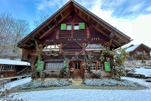 Rougemont Hideaway Chalet by the River - Image 1