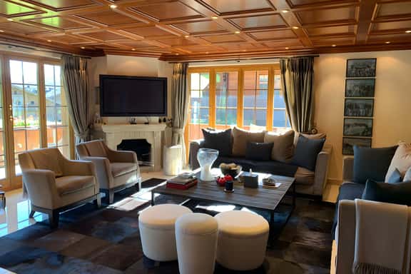 Ski In Luxury Chalet For Unforgettable Stay - Image 1