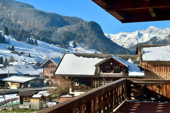 Swiss Peaks Haven with Unparalleled Views - Image 1