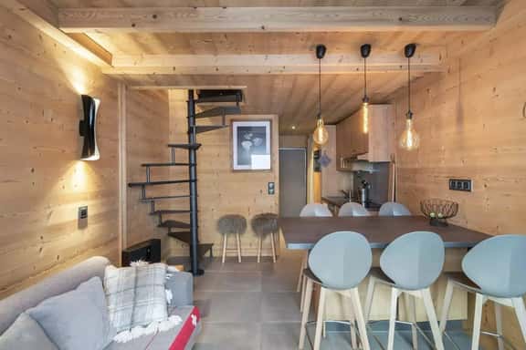 Central Ski Apartment for Families - Image 1