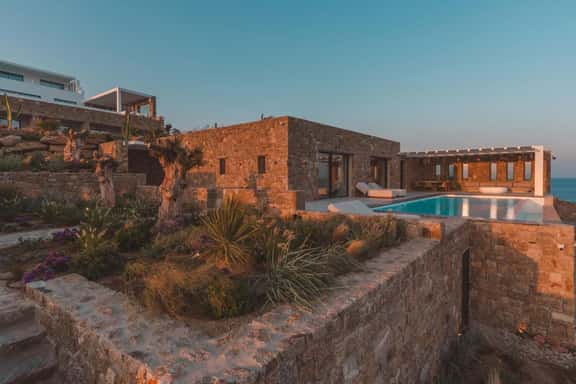 Mykonos Getaway Villa With Private Pool - Image 1