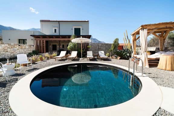 Countryside Private Pool Villa in Crete - Image 1