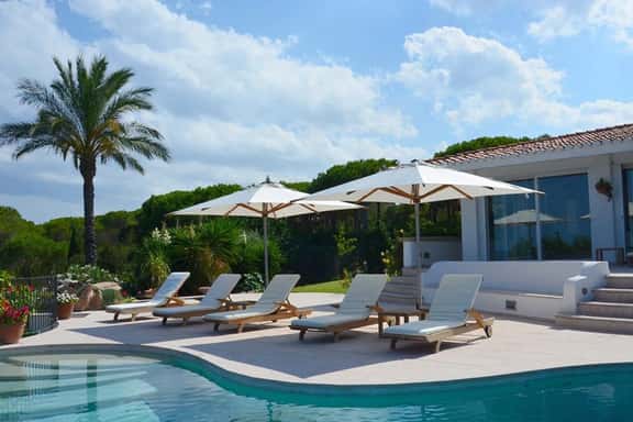 Coastal Luxury Retreat With Expansive Grounds - Image 1