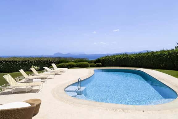 Luxury Villa w/ Heated pool, Spa & Sea Views - Image 1