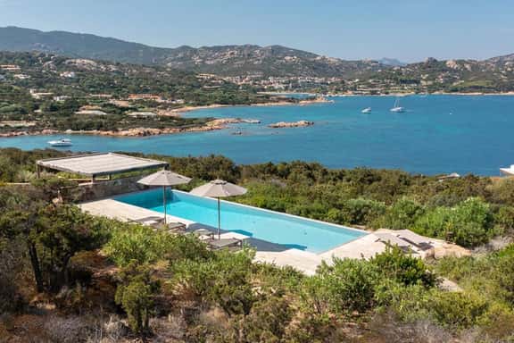 Exclusive Villa With Direct Beach Access - Image 1
