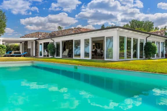 Luxury 5+1 Bedroom Sea View Villa with Pool - Image 1
