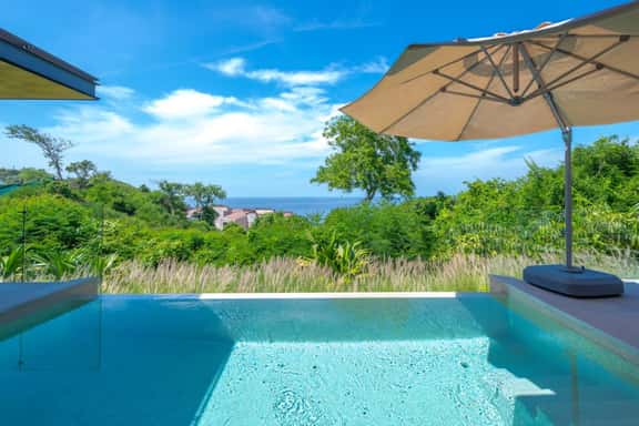 Contemporary Oceanview Retreat in Iyari Estates - Image 1