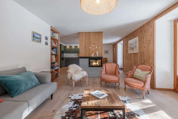 Scandinavian Retreat With Mountain Garden Views - Image 1