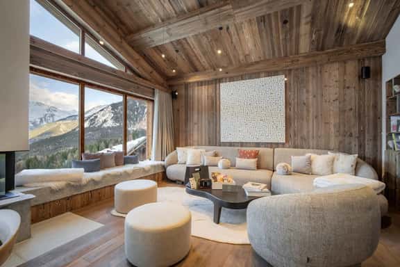 Warm Family Chalet Near Ski Slopes - Image 1