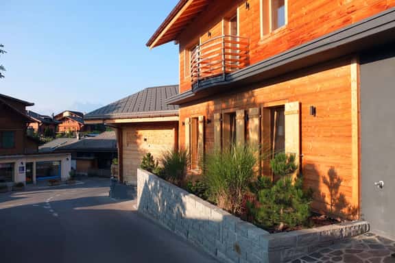 Refined Alpine Chalet Escape - Image 1