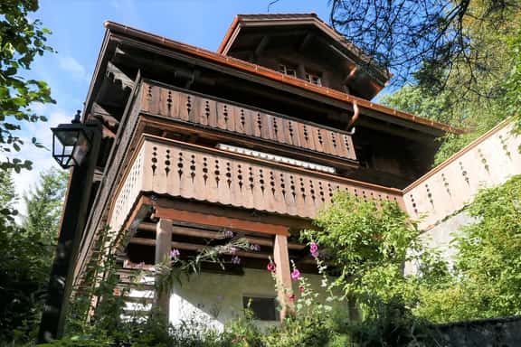 Bright Chalet Near Gstaad Village Center - Image 1