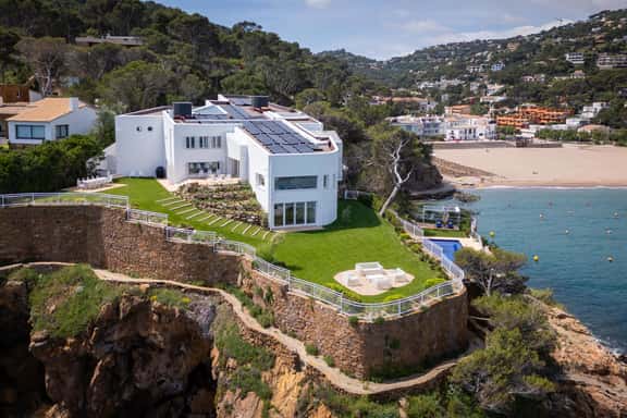 Azure Coast Sanctuary - Image 1