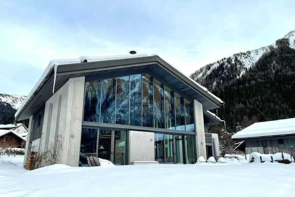 Contemporary Chalet With Stunning Mont Blanc Views - Image 1