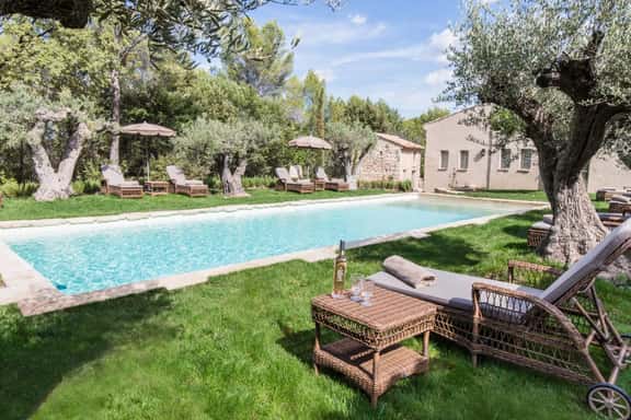 Charming Villa Surrounded by Nature - Image 1