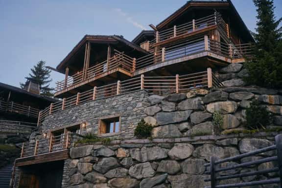 Luxurious Verbier Chalet With Mountain Views - Image 1