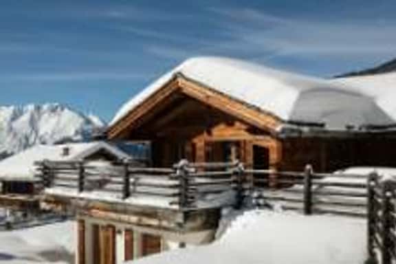 Luxury Verbier Chalet with Wellness Spa - Image 1